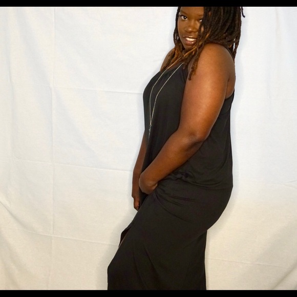 Simply black maxi - Picture 2 of 3